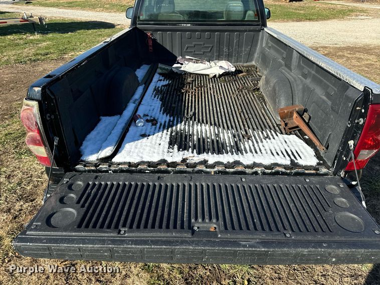 image for item DP6793 2003 Chevrolet  Silverado 1500 pickup truck