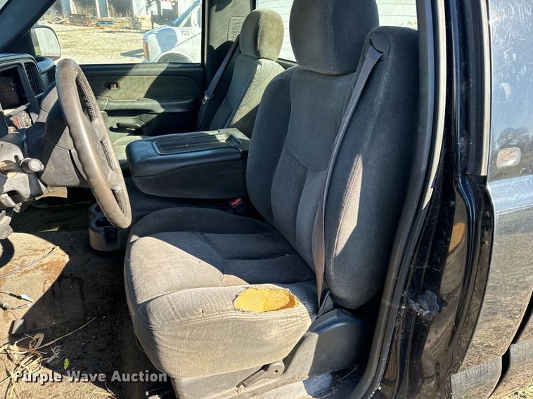 image for item DP6793 2003 Chevrolet  Silverado 1500 pickup truck