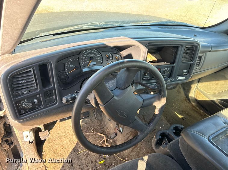 image for item DP6793 2003 Chevrolet  Silverado 1500 pickup truck