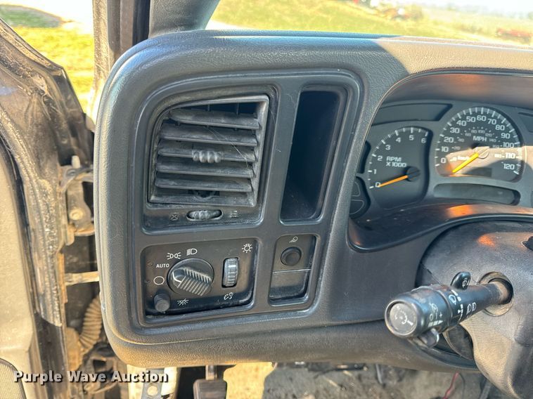 image for item DP6793 2003 Chevrolet  Silverado 1500 pickup truck