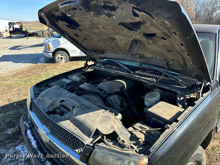 image for item DP6793 2003 Chevrolet  Silverado 1500 pickup truck