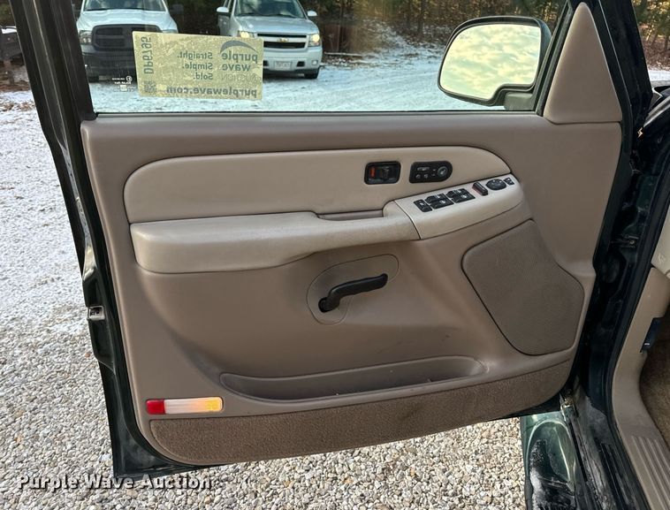 image for item DP6795 2001 Chevrolet Tahoe SUV