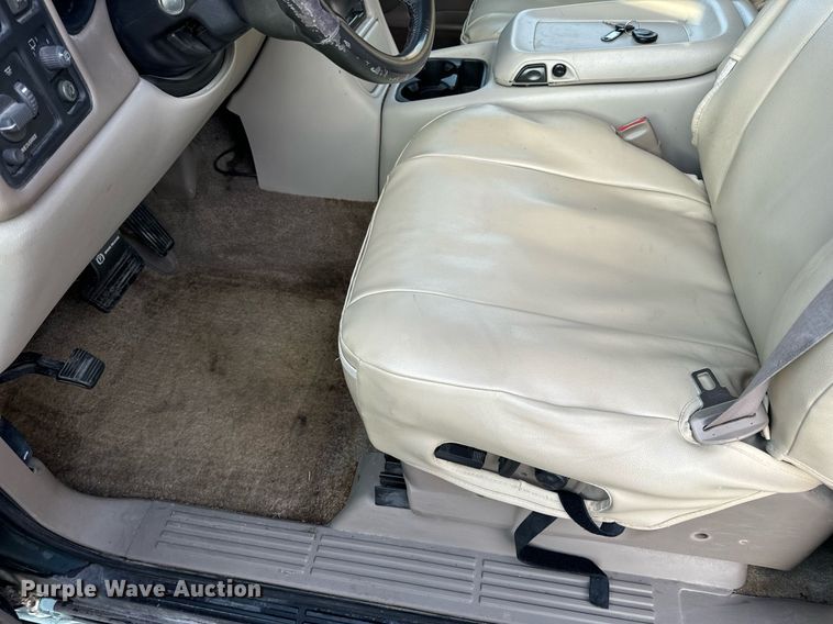 image for item DP6795 2001 Chevrolet Tahoe SUV