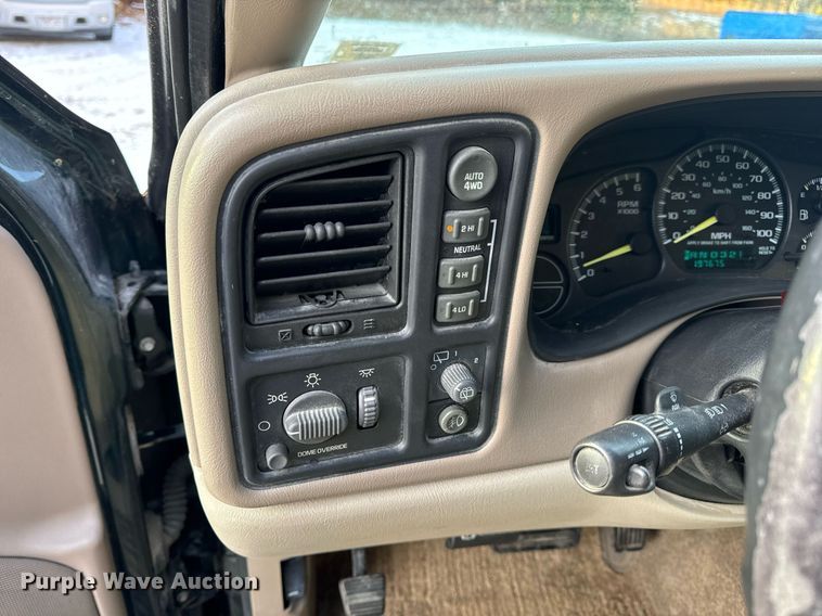 image for item DP6795 2001 Chevrolet Tahoe SUV