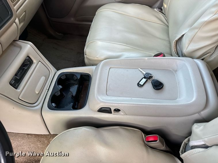 image for item DP6795 2001 Chevrolet Tahoe SUV