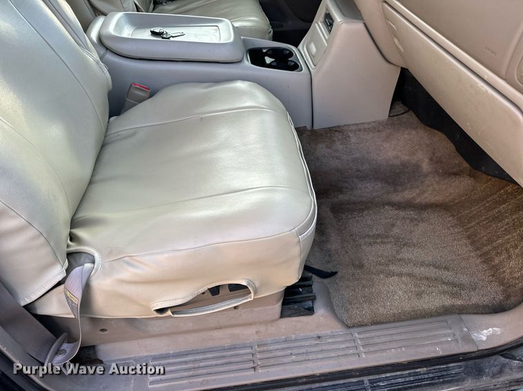 image for item DP6795 2001 Chevrolet Tahoe SUV