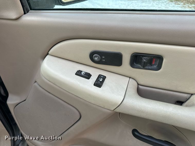 image for item DP6795 2001 Chevrolet Tahoe SUV