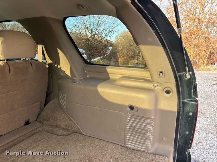 image for item DP6795 2001 Chevrolet Tahoe SUV