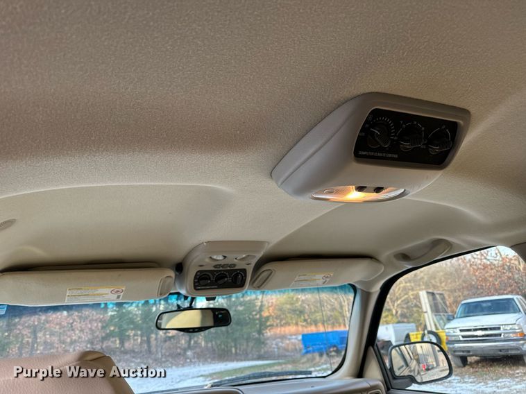 image for item DP6795 2001 Chevrolet Tahoe SUV