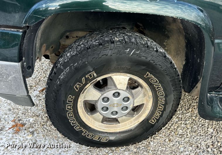 image for item DP6795 2001 Chevrolet Tahoe SUV