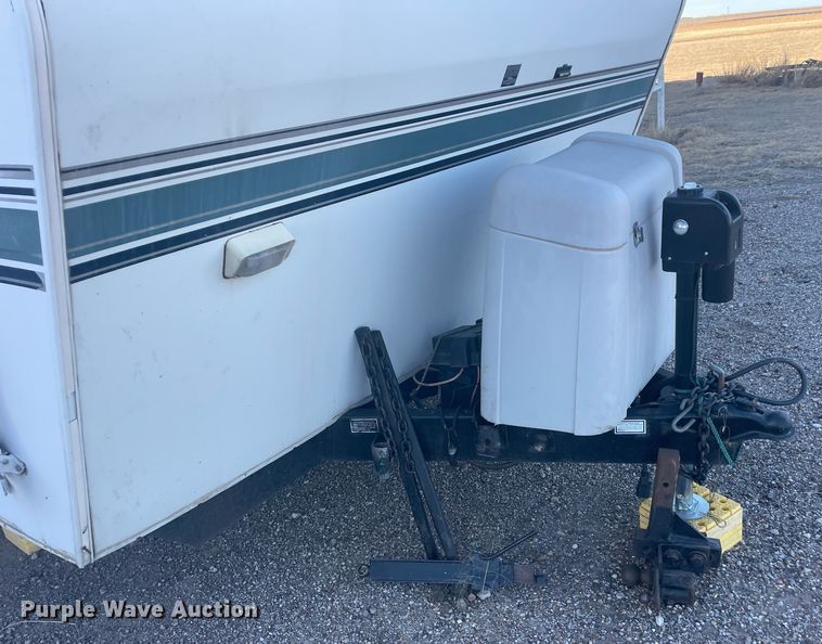 image for item DQ3120 1998 Coachmen Royal 97 RK camper