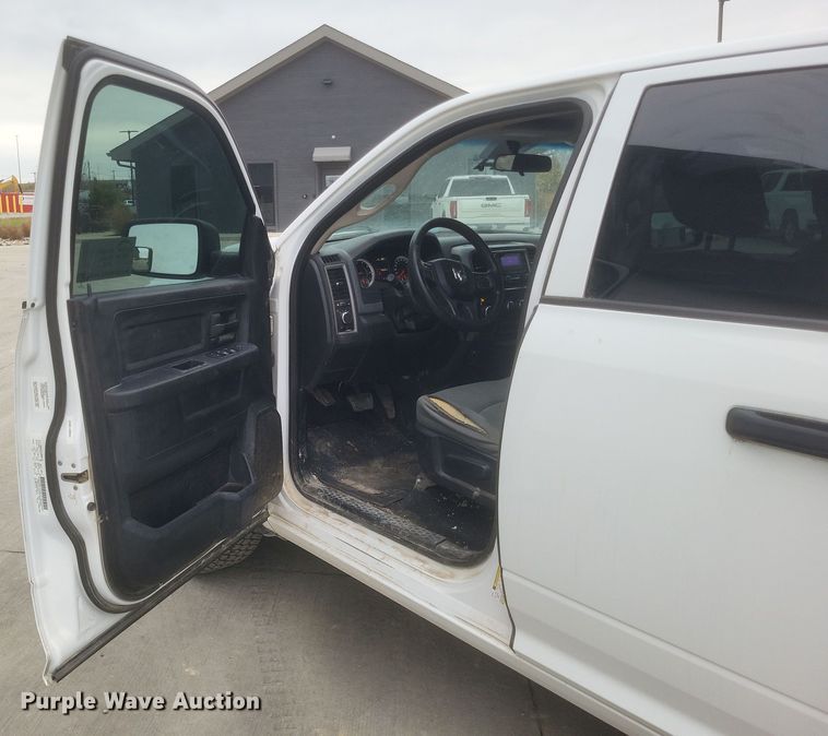 image for item DQ3822 2014 Dodge Ram 1500 Quad Cab pickup truck