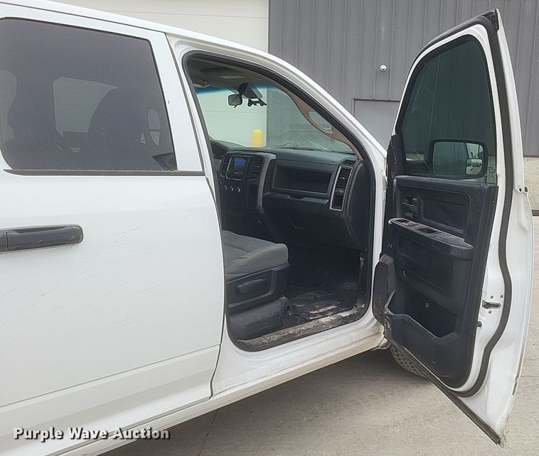 image for item DQ3822 2014 Dodge Ram 1500 Quad Cab pickup truck