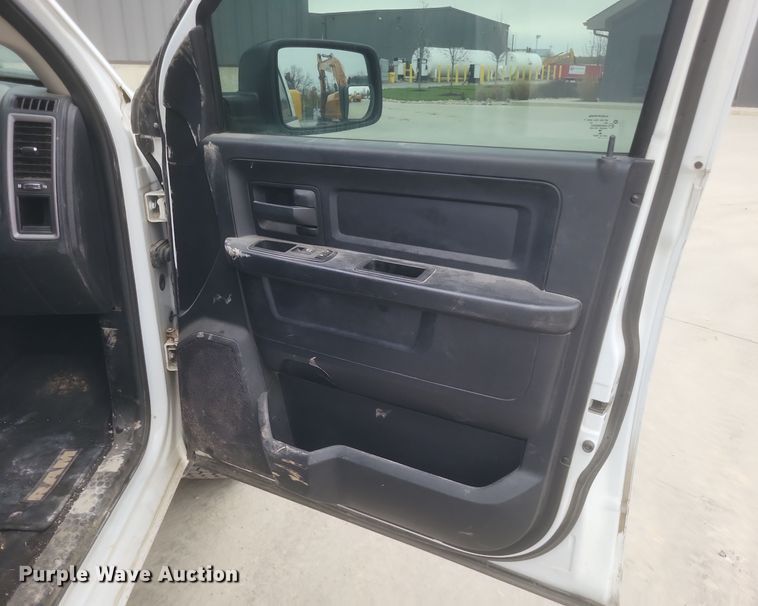 image for item DQ3822 2014 Dodge Ram 1500 Quad Cab pickup truck