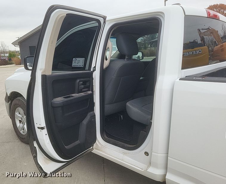 image for item DQ3822 2014 Dodge Ram 1500 Quad Cab pickup truck