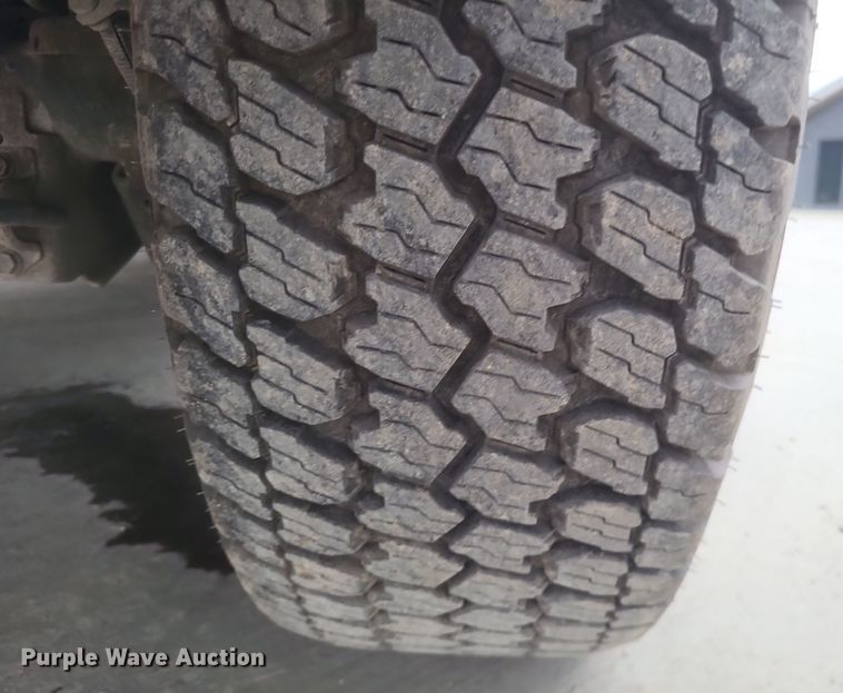 image for item DQ3822 2014 Dodge Ram 1500 Quad Cab pickup truck