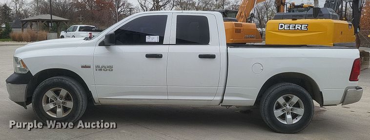 image for item DQ3824 2016 Dodge  Ram 1500 Quad Cab pickup truck