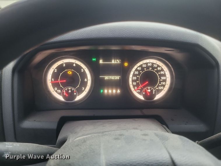 image for item DQ3824 2016 Dodge  Ram 1500 Quad Cab pickup truck