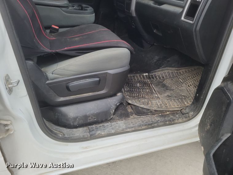 image for item DQ3824 2016 Dodge  Ram 1500 Quad Cab pickup truck