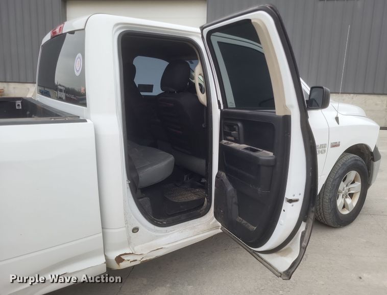image for item DQ3824 2016 Dodge  Ram 1500 Quad Cab pickup truck