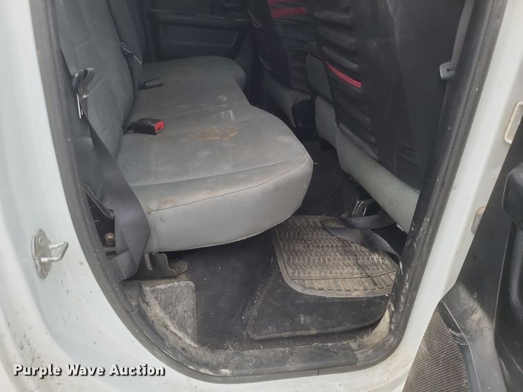 image for item DQ3824 2016 Dodge  Ram 1500 Quad Cab pickup truck