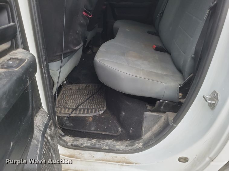 image for item DQ3824 2016 Dodge  Ram 1500 Quad Cab pickup truck