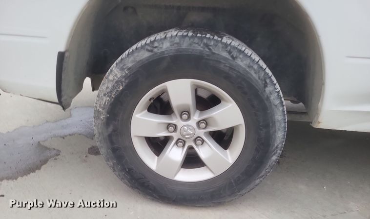 image for item DQ3824 2016 Dodge  Ram 1500 Quad Cab pickup truck