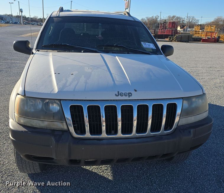 image for item DQ5335 2003 Jeep Grand Cherokee Laredo SUV