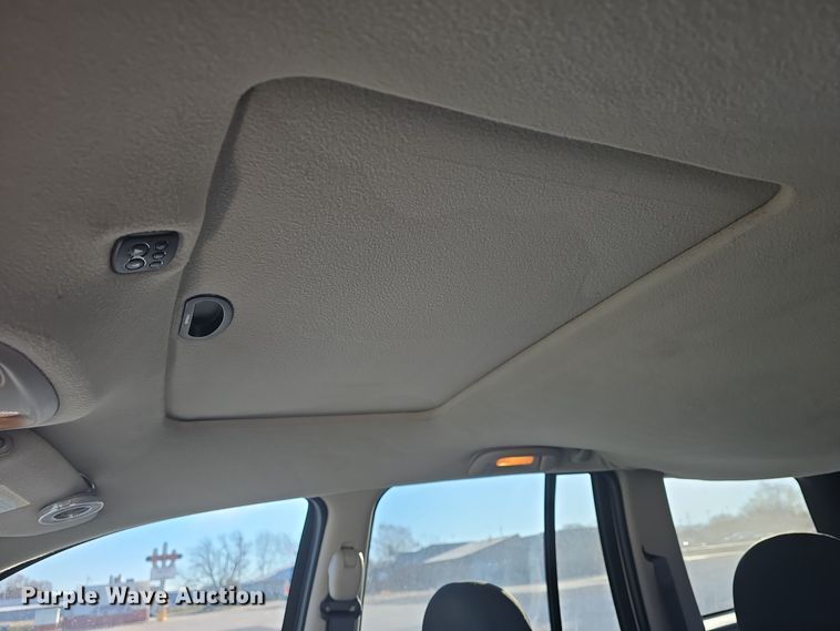 image for item DQ5335 2003 Jeep Grand Cherokee Laredo SUV