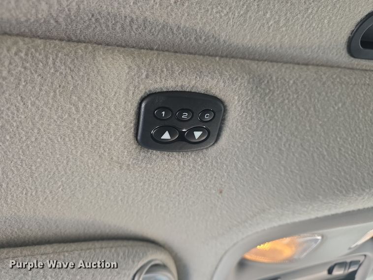 image for item DQ5335 2003 Jeep Grand Cherokee Laredo SUV