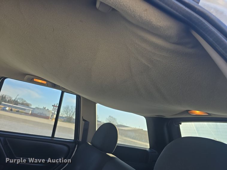 image for item DQ5335 2003 Jeep Grand Cherokee Laredo SUV