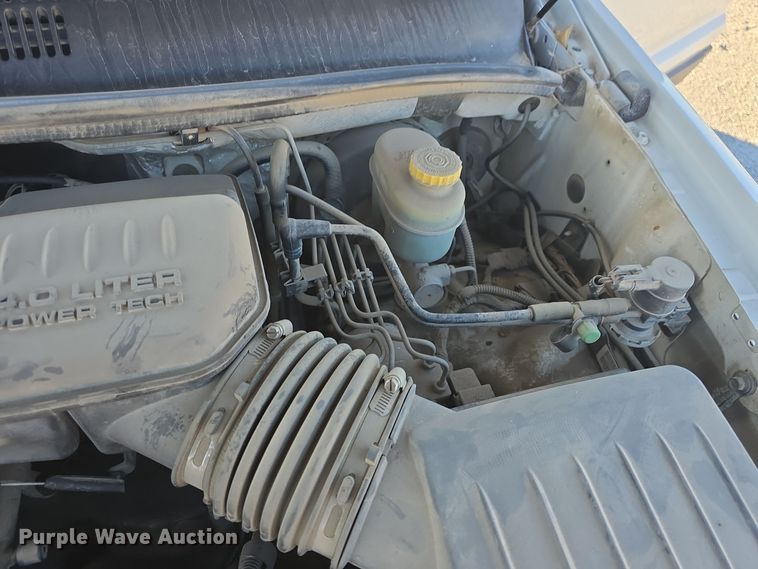 image for item DQ5335 2003 Jeep Grand Cherokee Laredo SUV