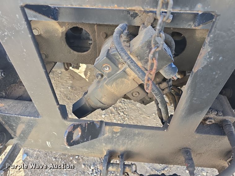 image for item DQ5336 2004 International 7400 dump truck