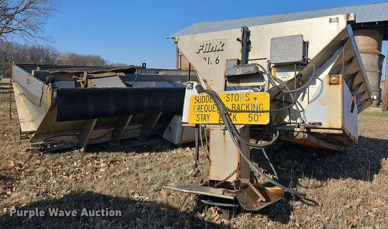 image for item DQ5344 (2) spreaders