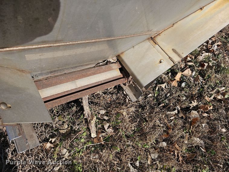 image for item DQ5344 (2) spreaders