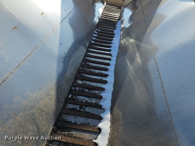 image for item DQ5344 (2) spreaders