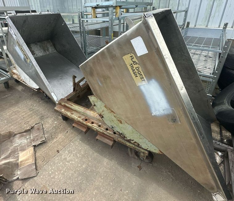 image for item DQ6471 (2) forklift dump hoppers