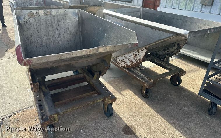 image for item DQ6473 (2) forklift dump hoppers