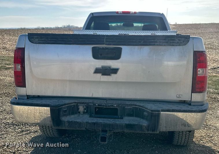 image for item DQ6525 2010 Chevrolet Silverado 1500 pickup truck