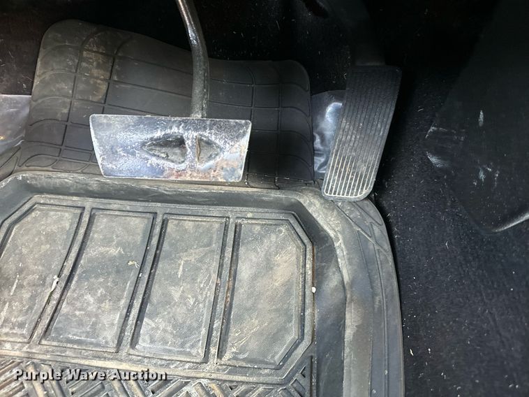 image for item DQ6525 2010 Chevrolet Silverado 1500 pickup truck