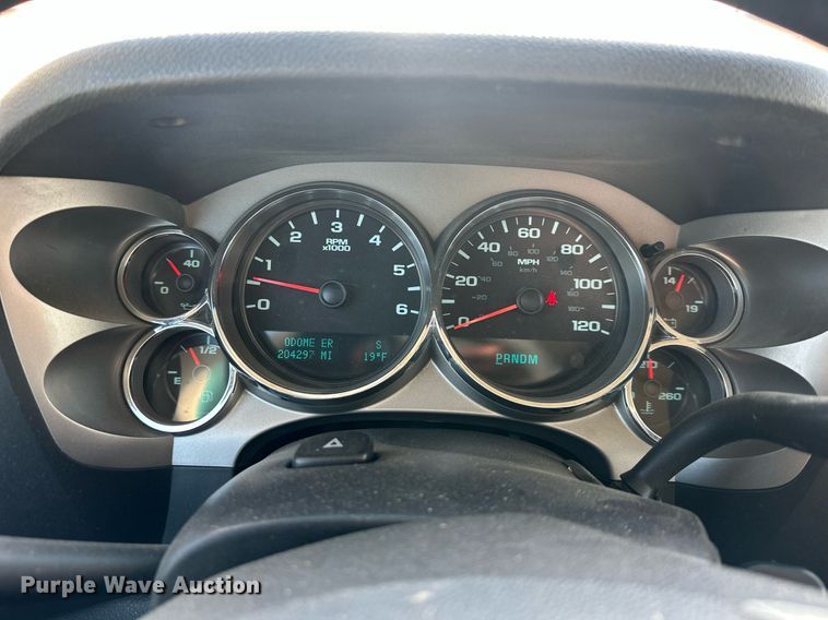 image for item DQ6525 2010 Chevrolet Silverado 1500 pickup truck