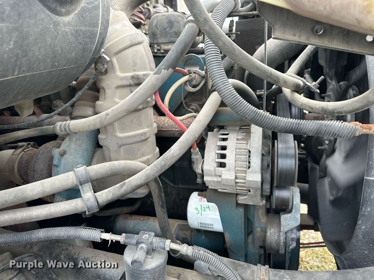 image for item DQ6529 1997 International 4700 tanker fire truck