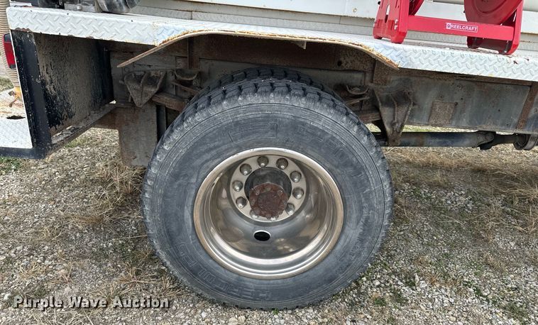 image for item DQ6529 1997 International 4700 tanker fire truck