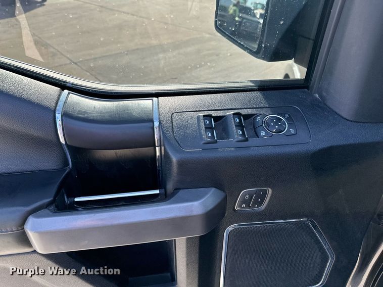 image for item DR0963 2018 Ford F150  SuperCrew pickup truck