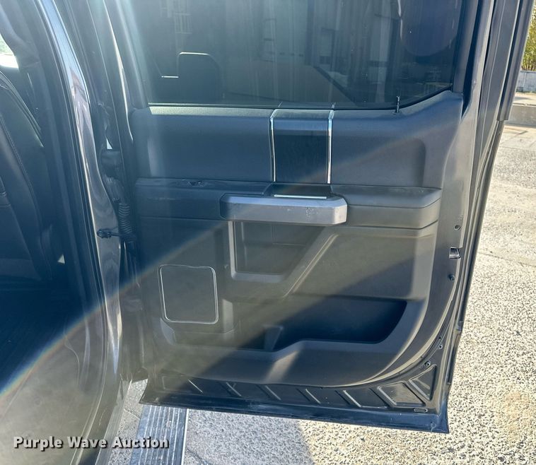 image for item DR0963 2018 Ford F150  SuperCrew pickup truck