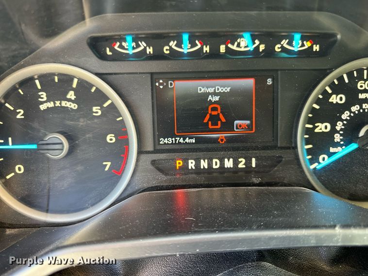 image for item DR0964 2016 Ford F150 SuperCrew pickup truck