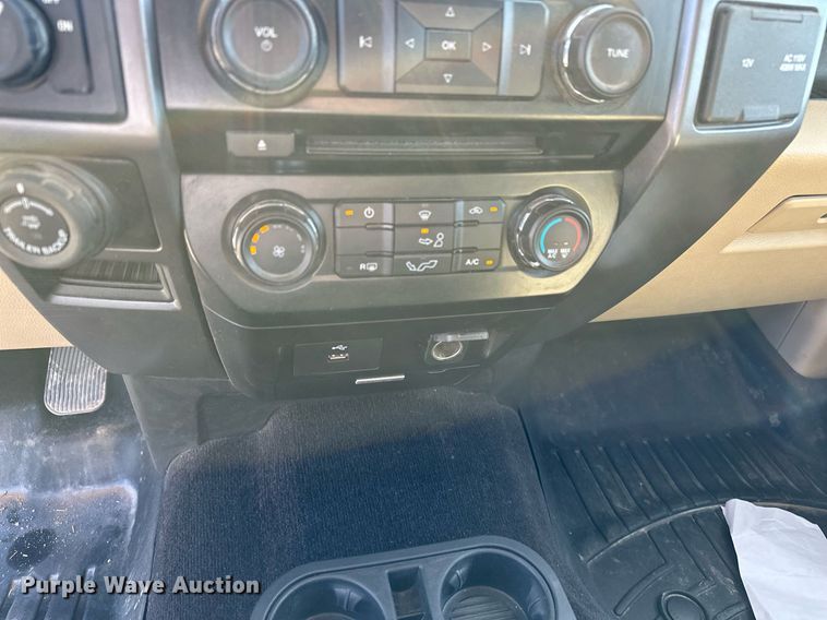 image for item DR0964 2016 Ford F150 SuperCrew pickup truck