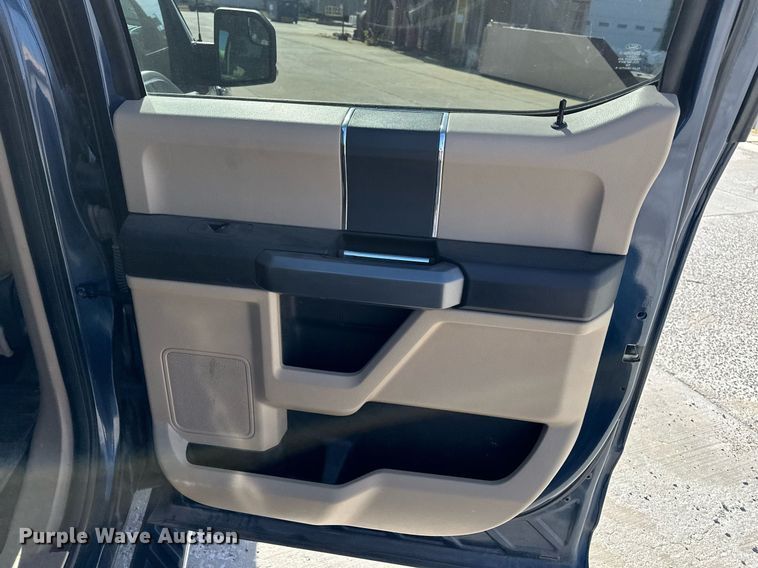 image for item DR0964 2016 Ford F150 SuperCrew pickup truck