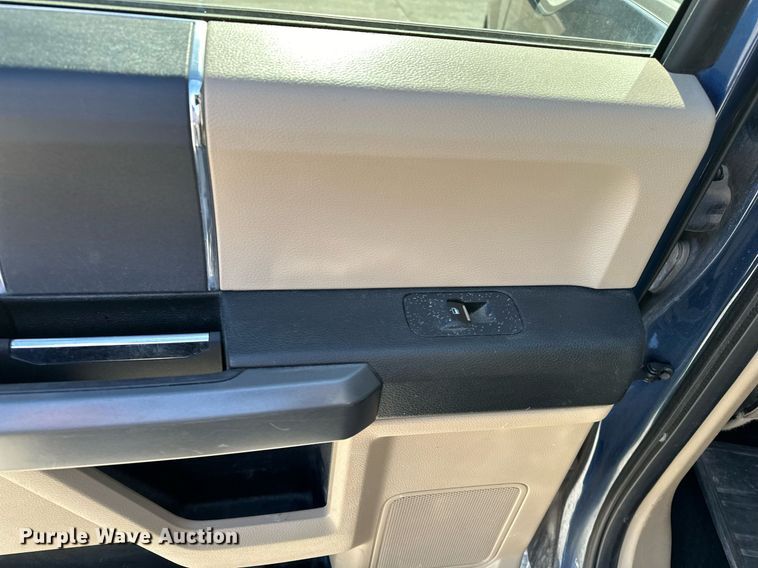 image for item DR0964 2016 Ford F150 SuperCrew pickup truck