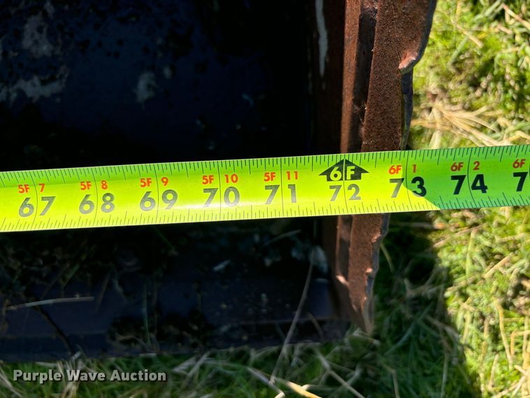 image for item DS2537 72